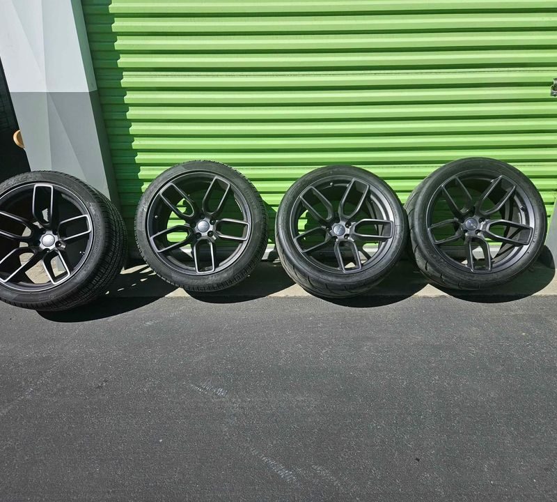 Widebody Hellcat wheels