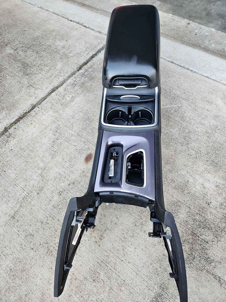 Dodge Charger center console